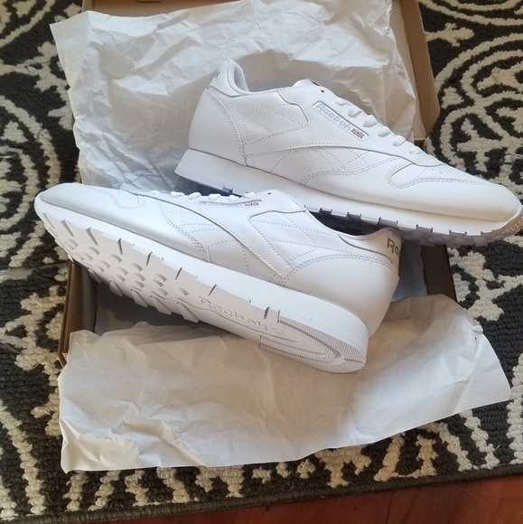 Reebok Other - Size 12 Reebok classic sneakers